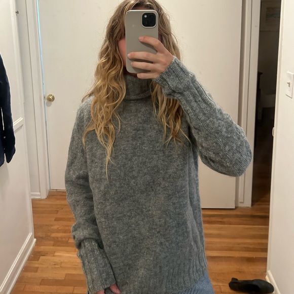 COS oversized chunky turtleneck sweater - Picture 4 of 5